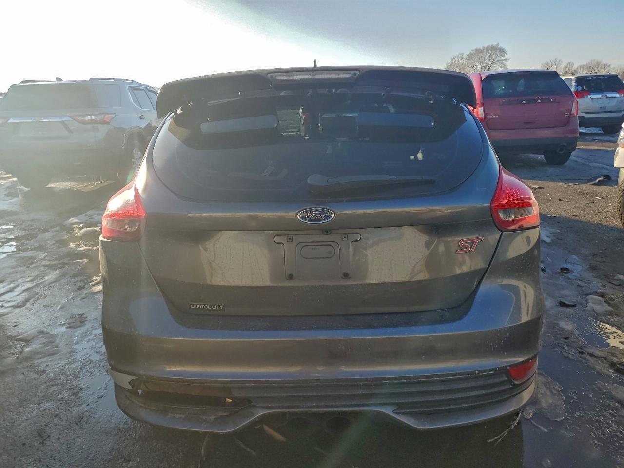 2017 FORD FOCUS ST photo 11