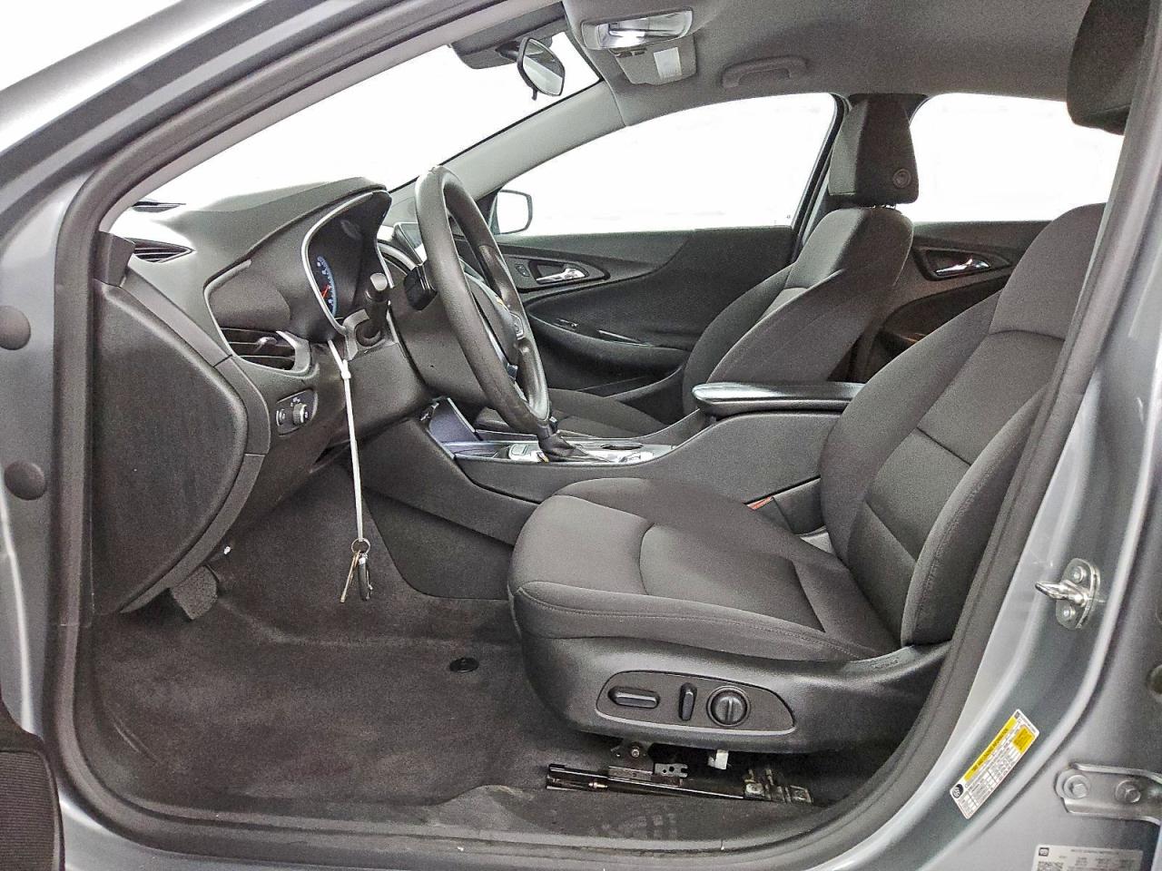 2023 CHEVROLET MALIBU LT photo 7