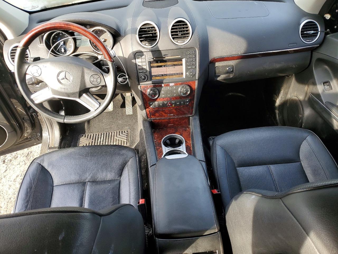 2011 MERCEDES-BENZ GL 550 4MATIC photo 15