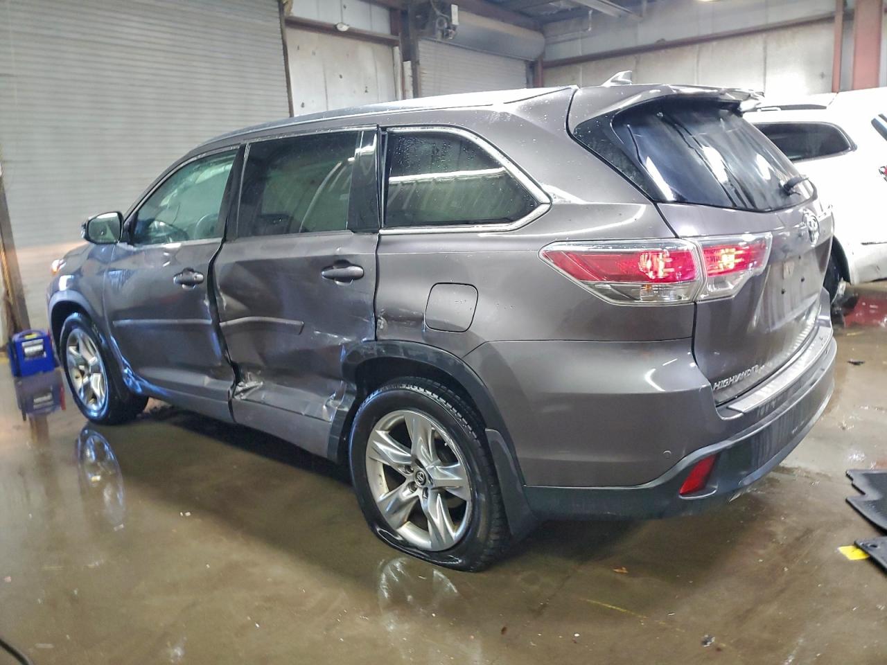 2016 TOYOTA HIGHLANDER LIMITED photo 3