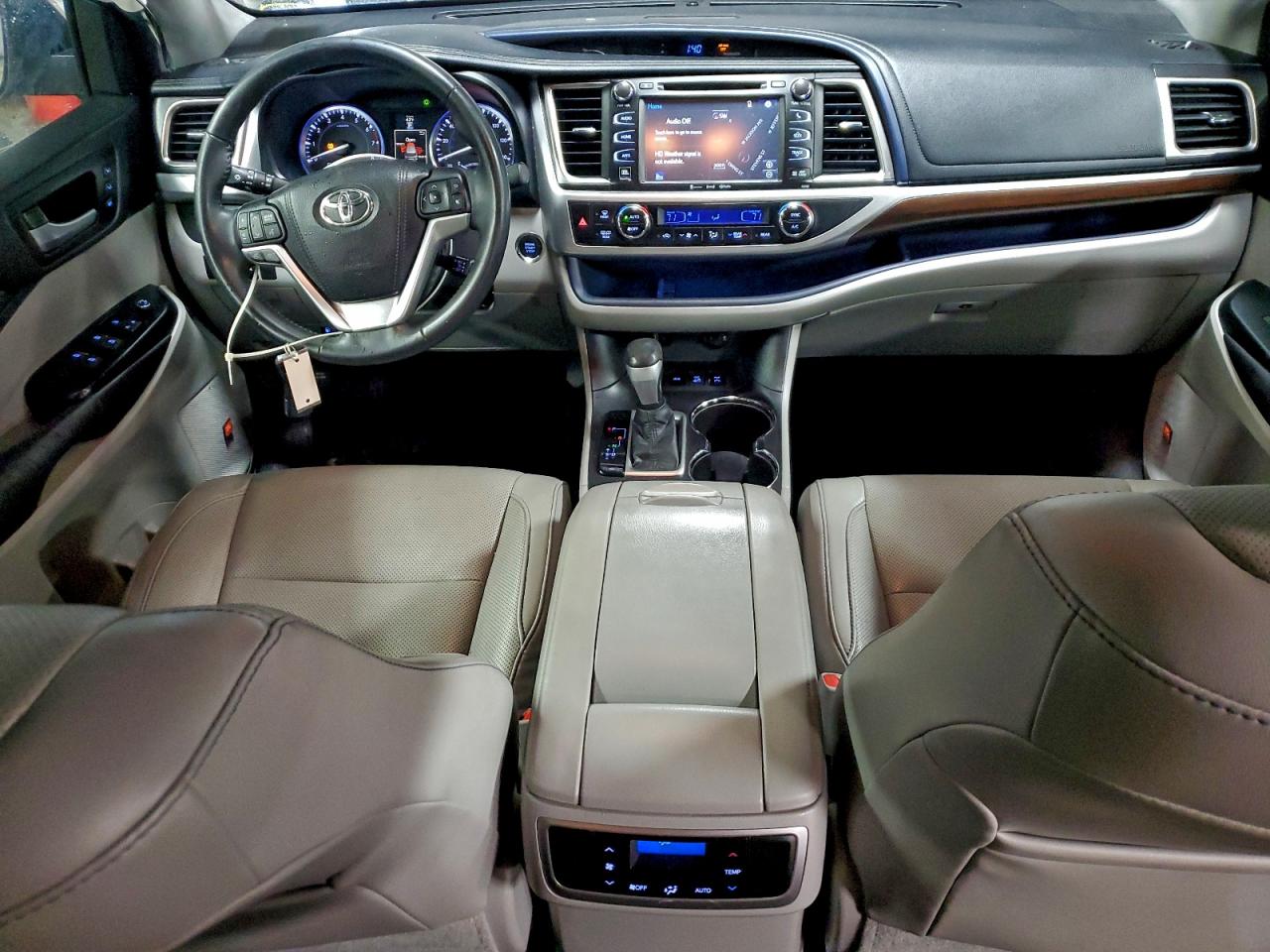 2016 TOYOTA HIGHLANDER LIMITED photo 15