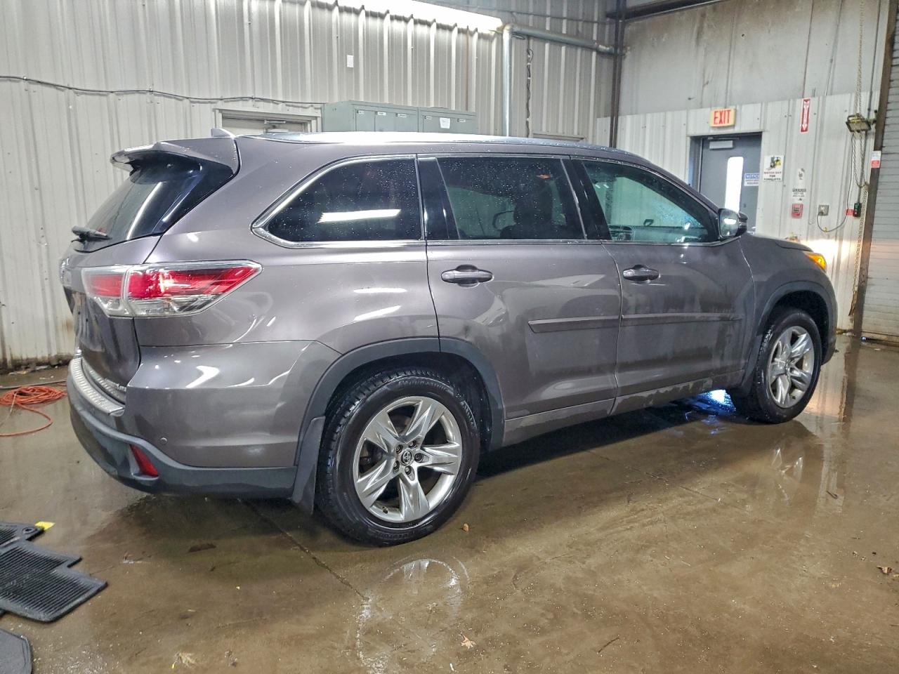2016 TOYOTA HIGHLANDER LIMITED photo 5