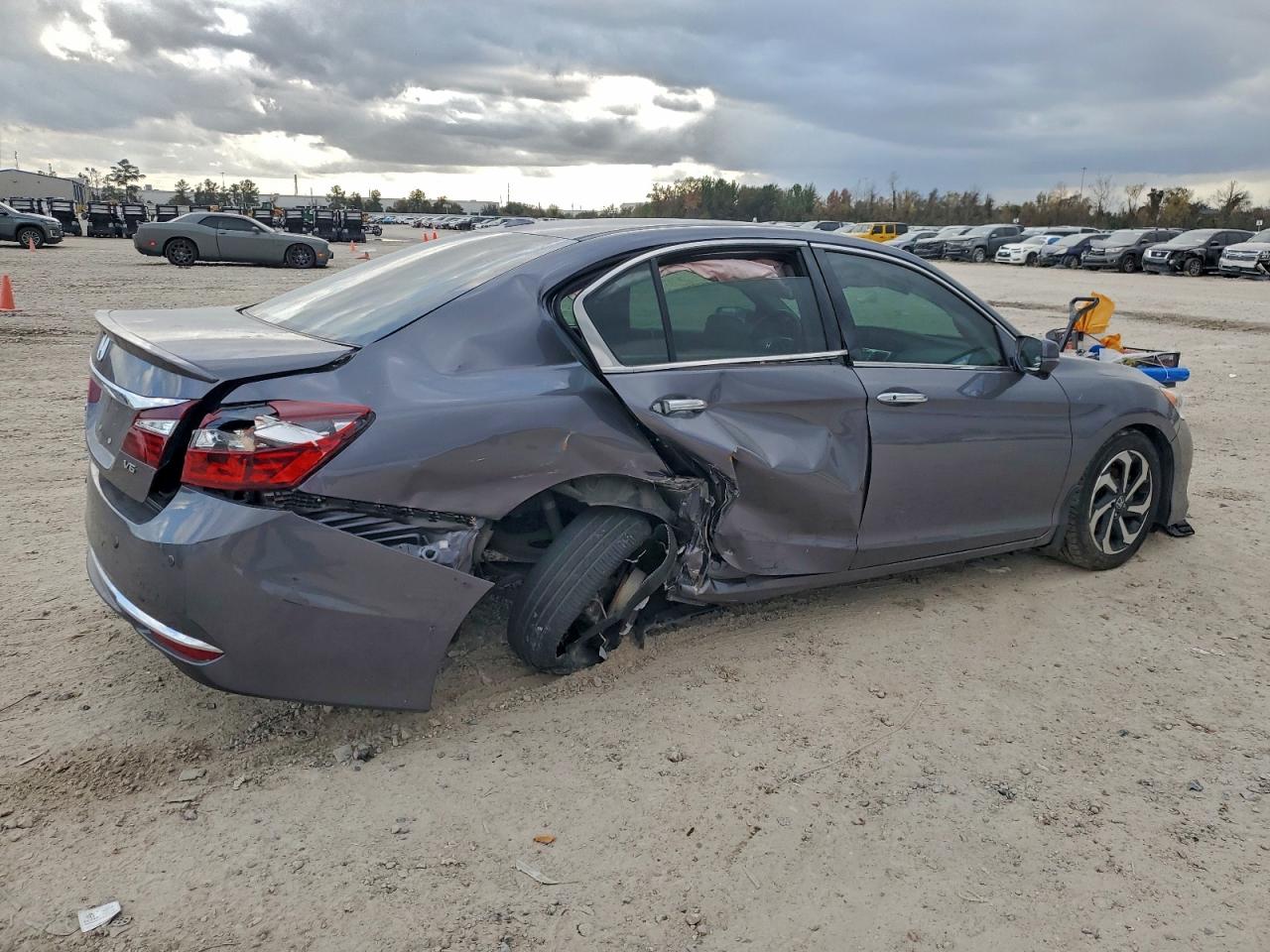 2016 HONDA ACCORD EXL photo 5