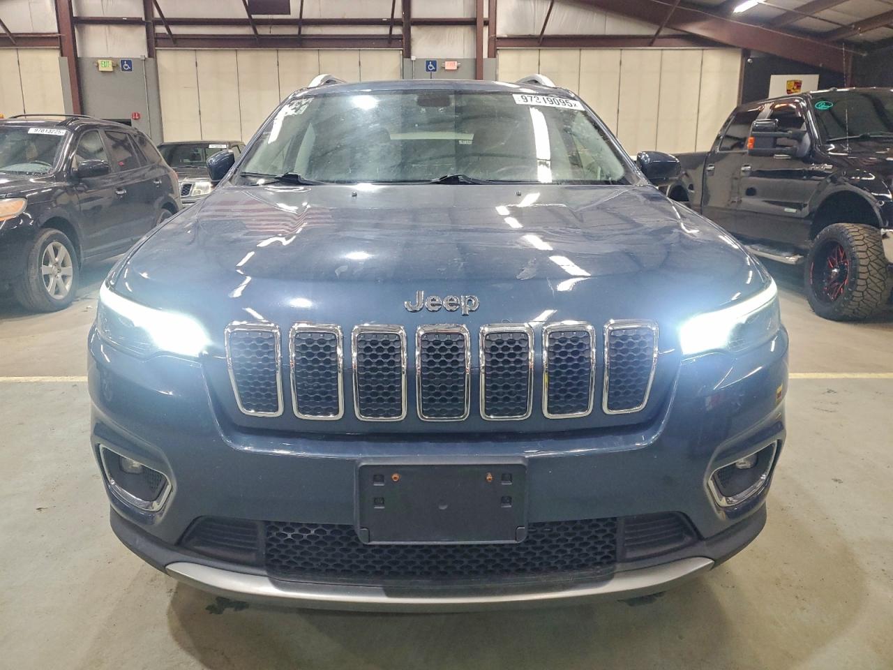 2019 JEEP CHEROKEE LIMITED photo 5