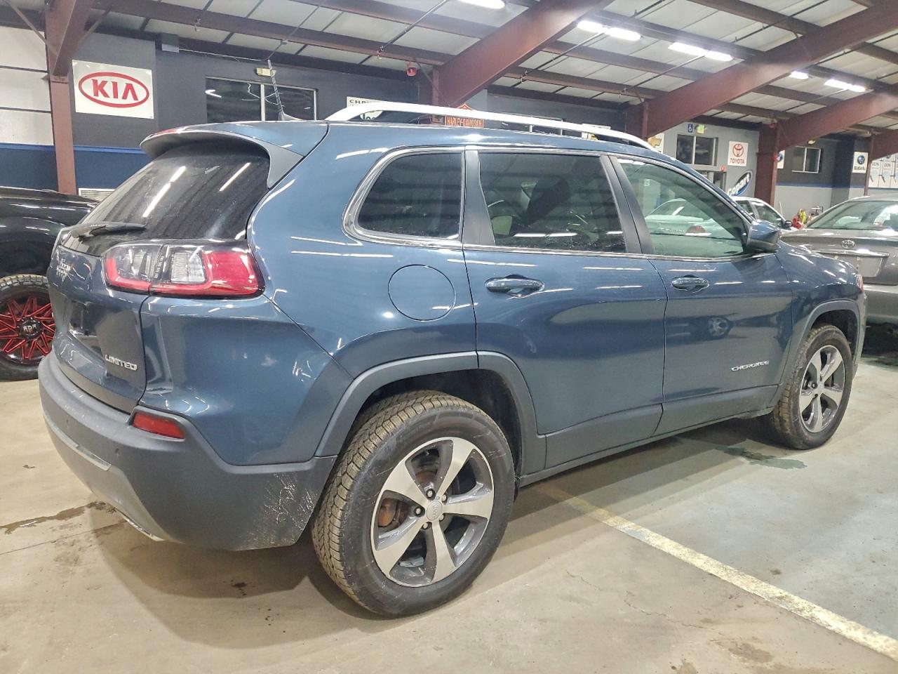 2019 JEEP CHEROKEE LIMITED photo 3