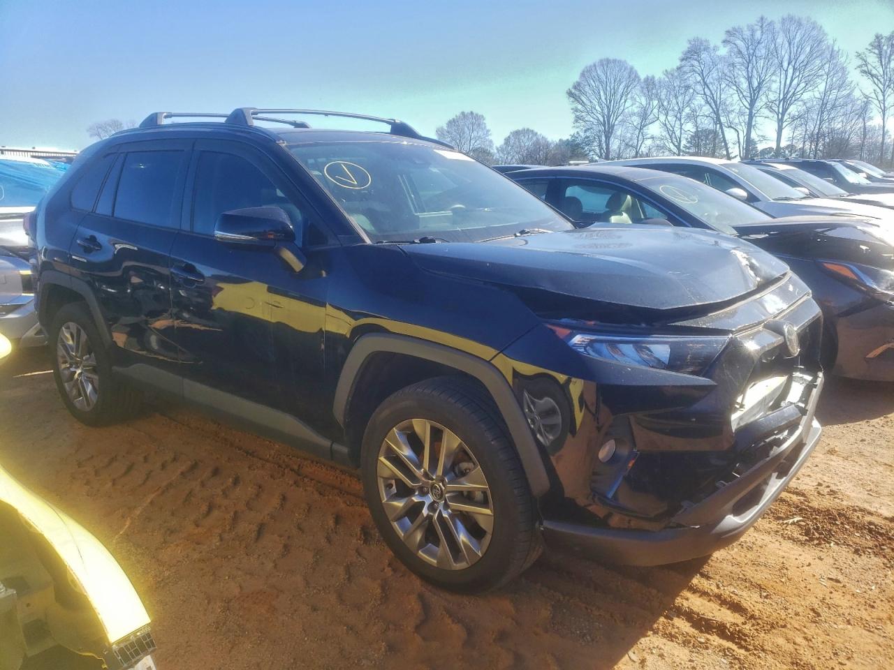 2021 TOYOTA RAV4 XLE PREMIUM photo 7