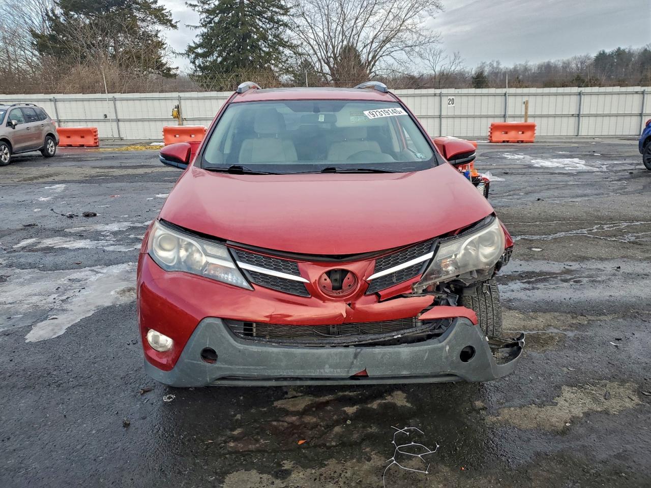 2013 TOYOTA RAV4 XLE photo 9