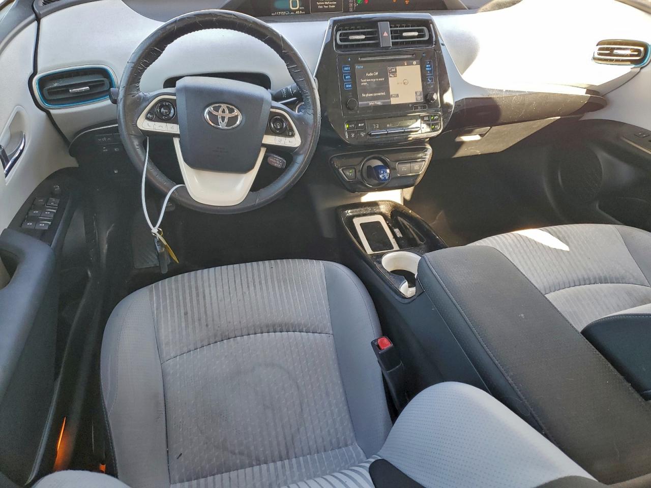 2016 TOYOTA PRIUS photo 22