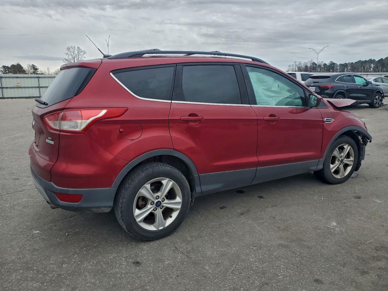 2014 FORD ESCAPE SE photo 5