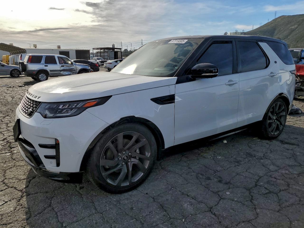 2018 LAND ROVER DISCOVERY
