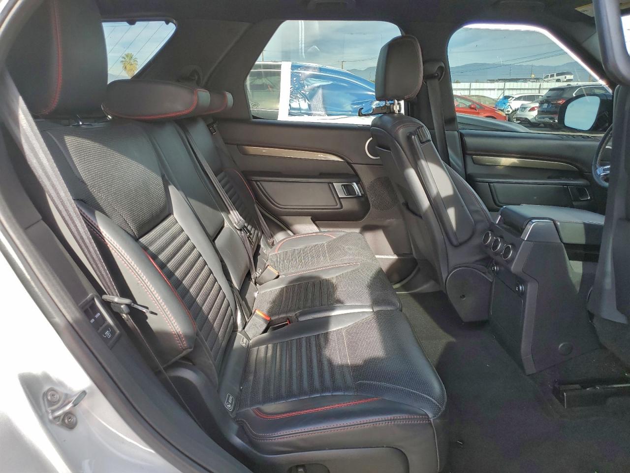 2018 LAND ROVER DISCOVERY HSE photo 21
