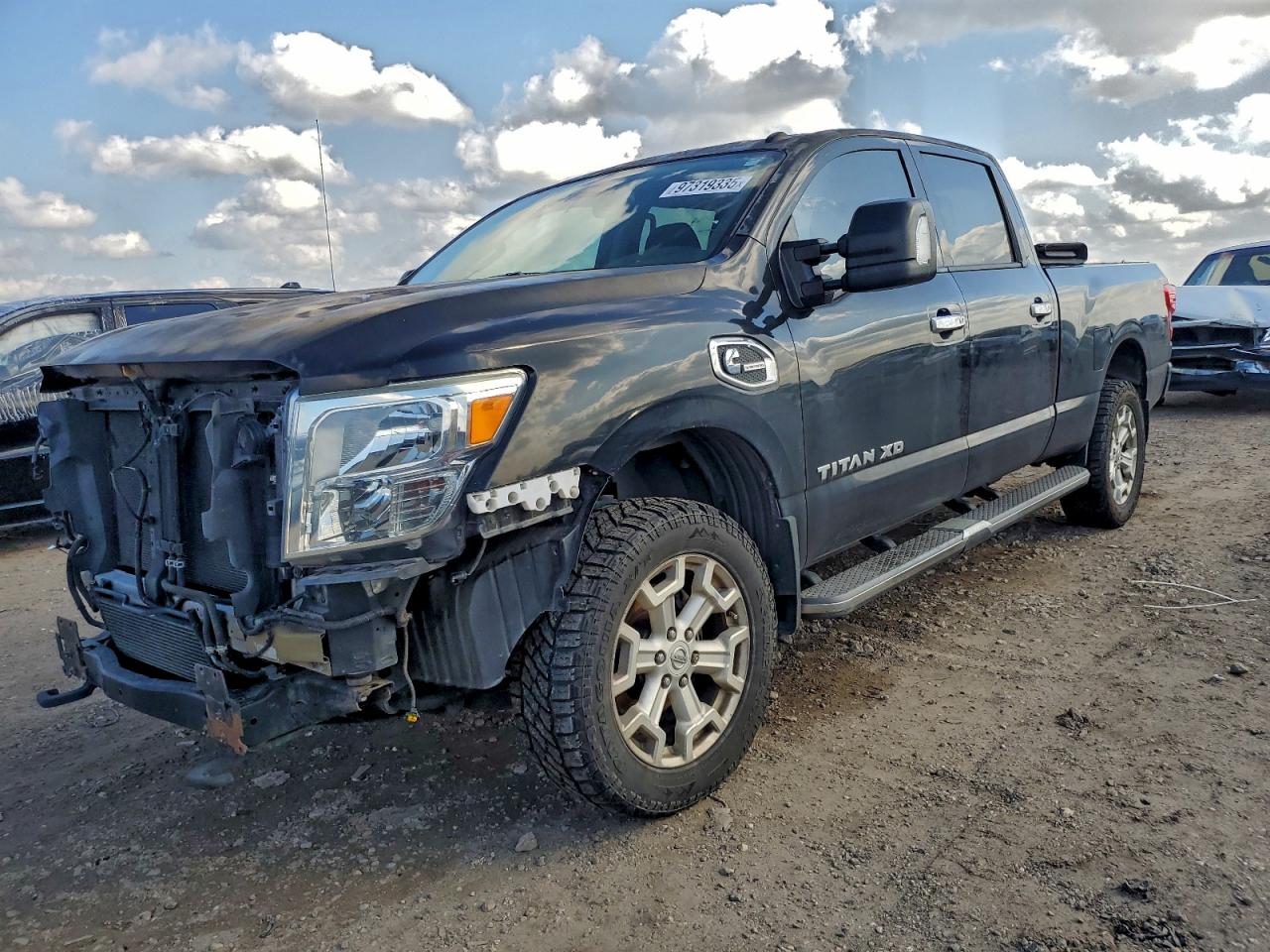2017 NISSAN TITAN XD