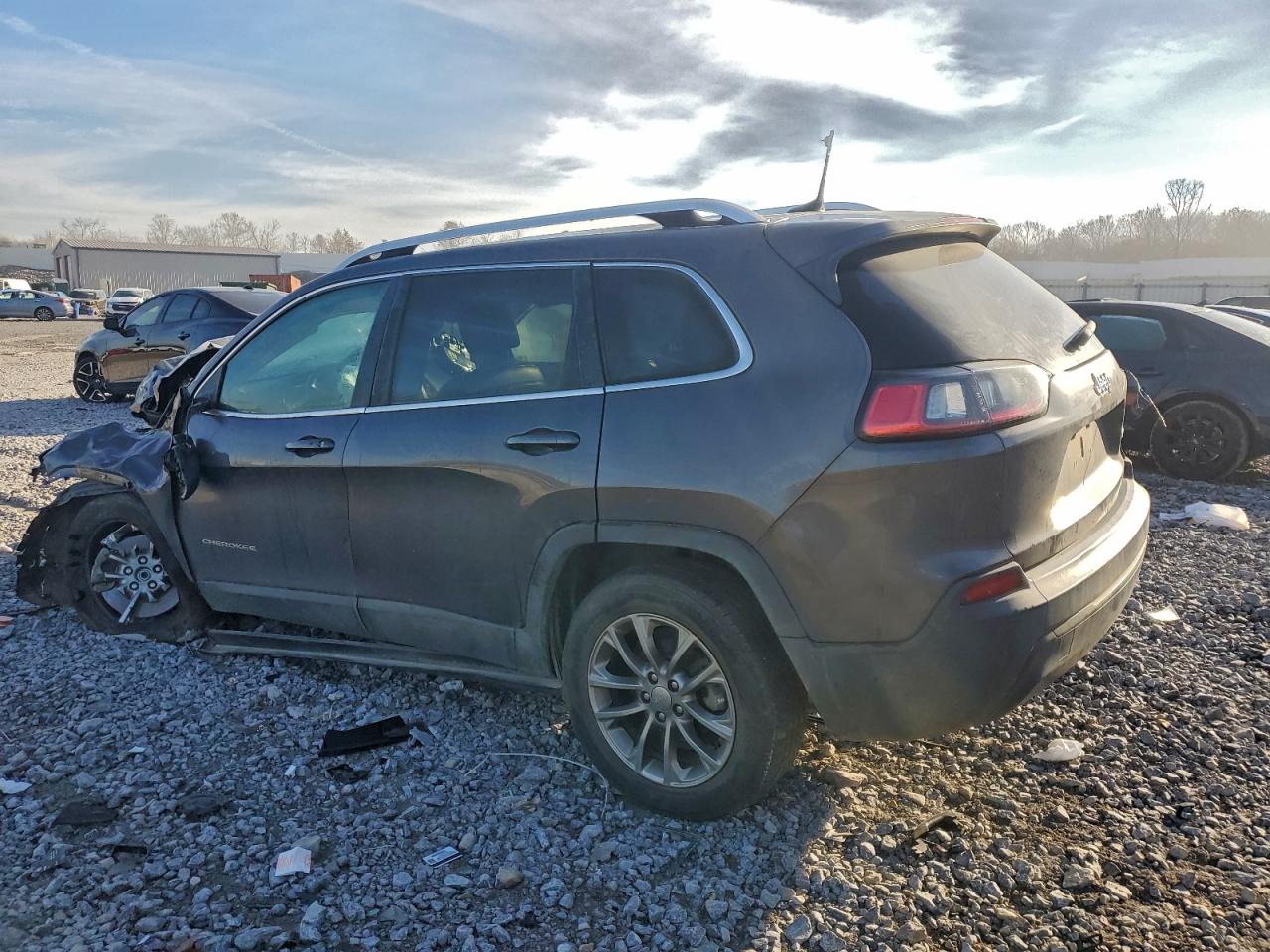 2019 JEEP CHEROKEE LATITUDE PLUS photo 2