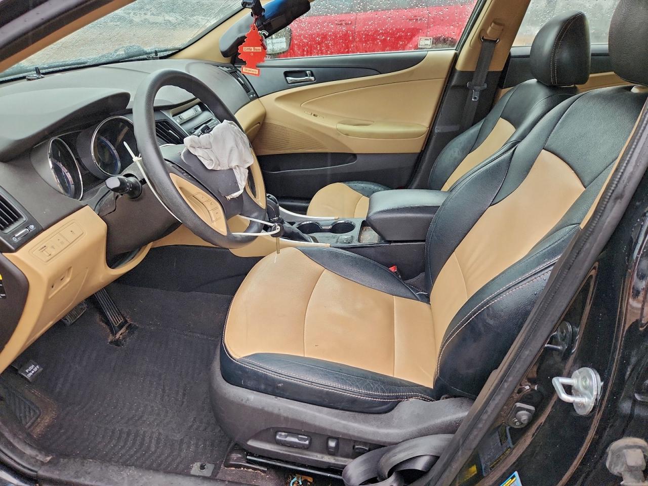 2013 HYUNDAI SONATA GLS photo 13