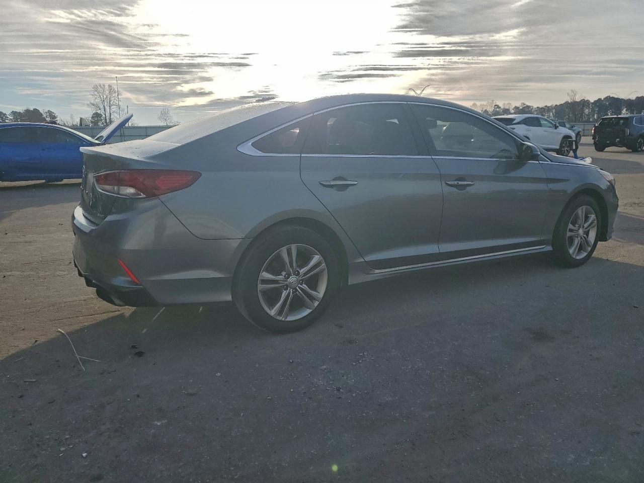 2018 HYUNDAI SONATA SPORT photo 3
