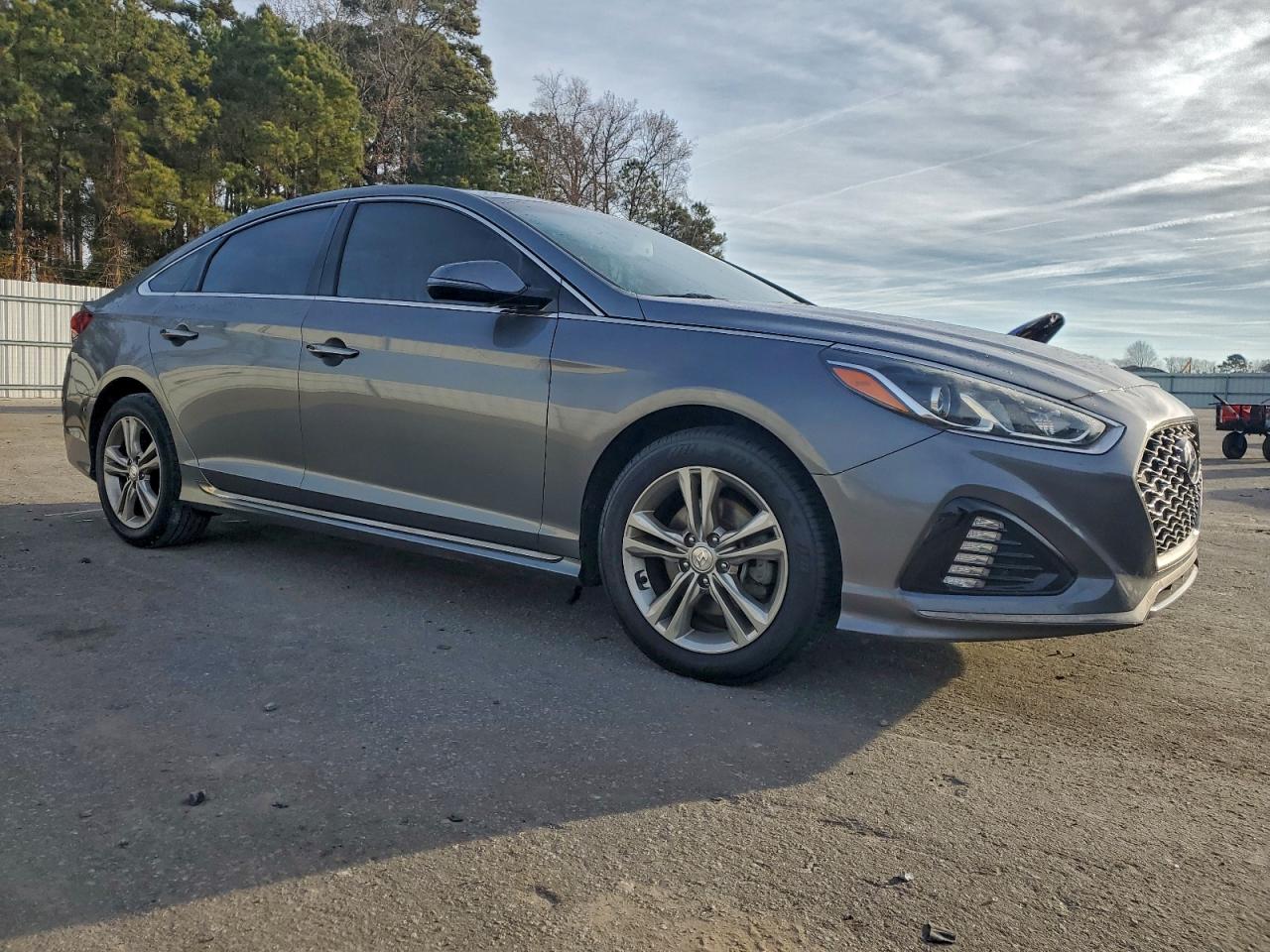 2018 HYUNDAI SONATA SPORT photo 4