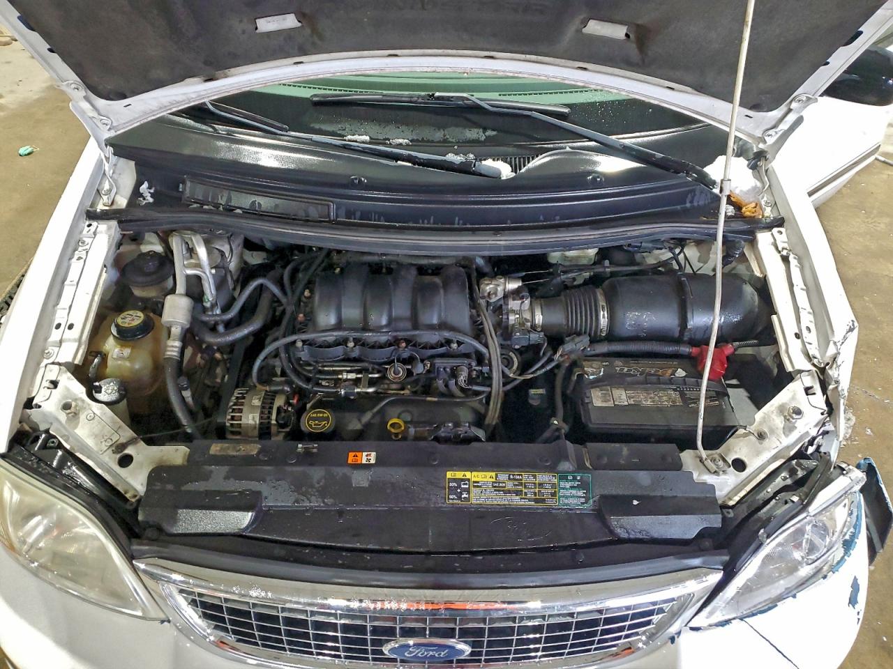 2003 FORD WINDSTAR SE photo 12
