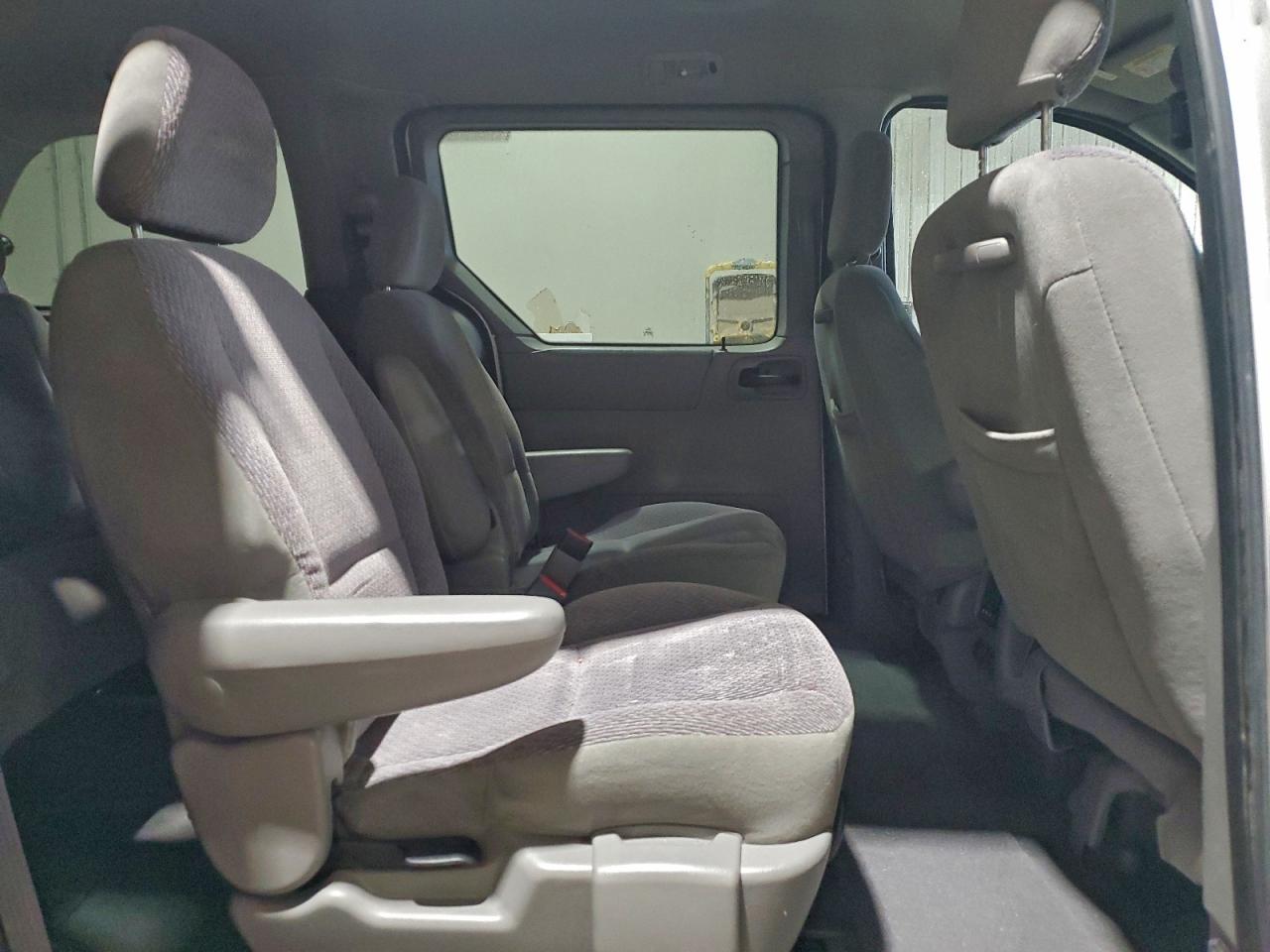 2003 FORD WINDSTAR SE photo 11