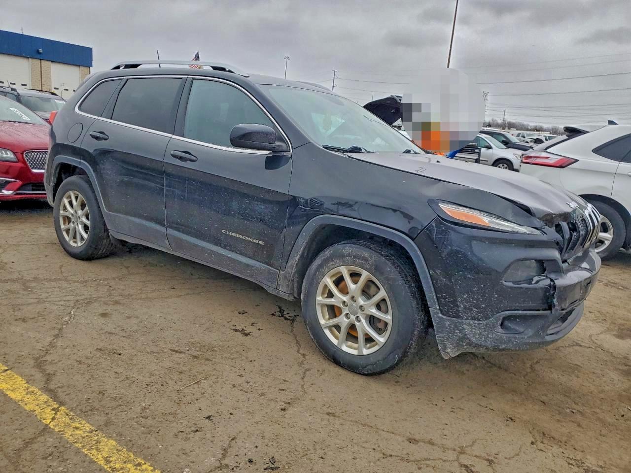 2017 JEEP CHEROKEE LATITUDE photo 4
