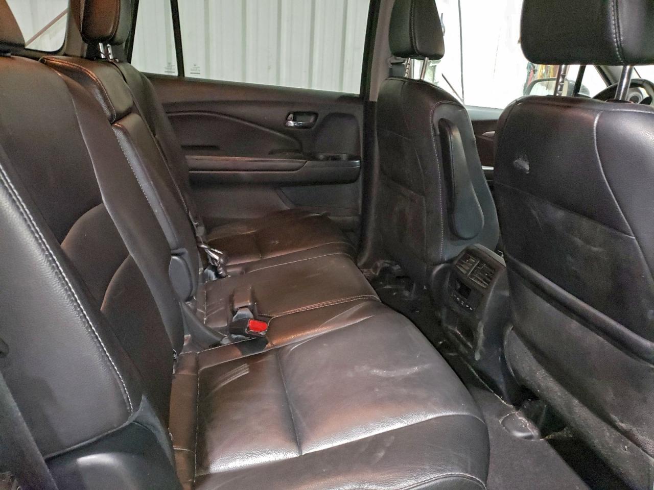 2016 HONDA PILOT EXL photo 31
