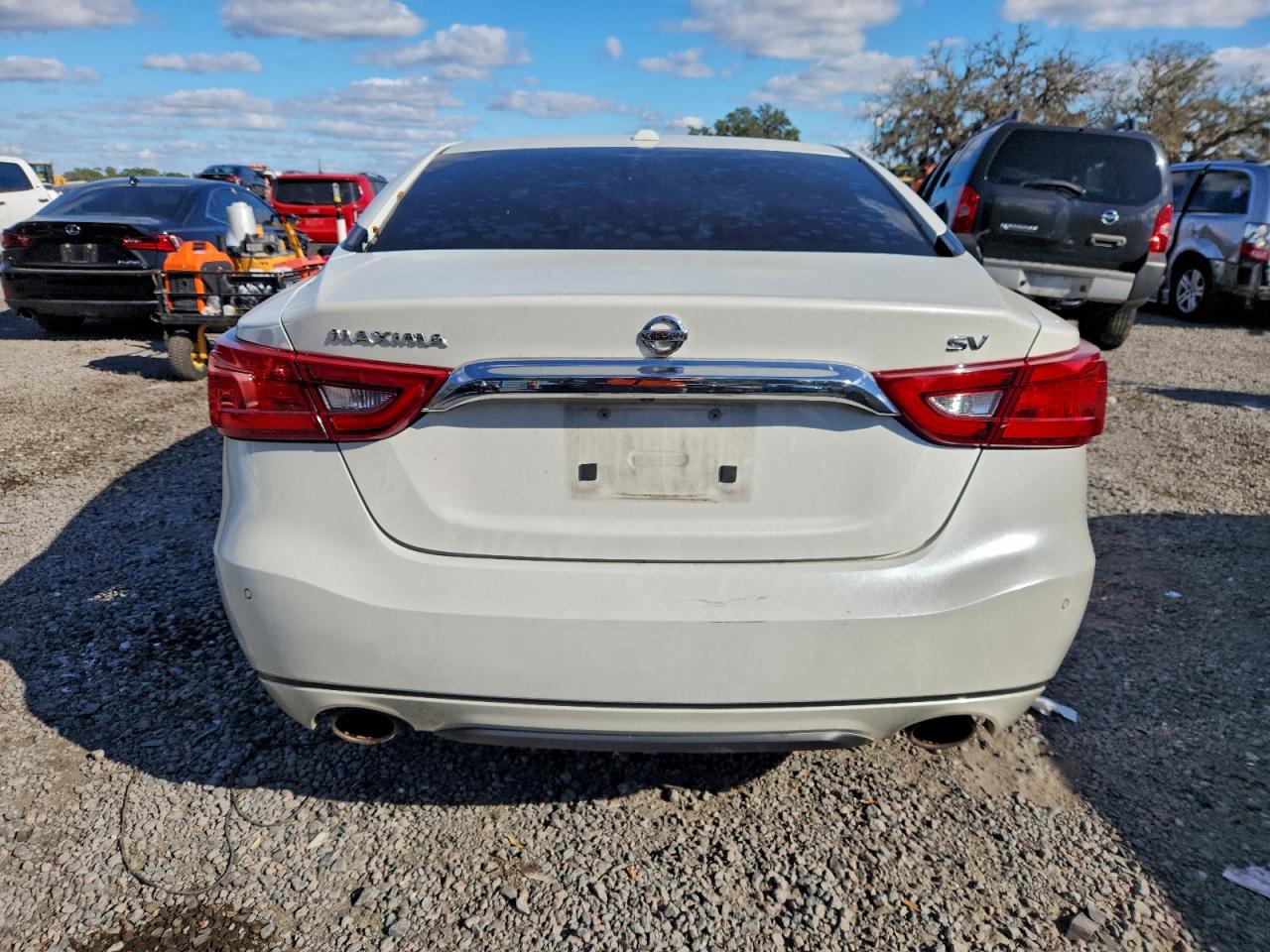 2017 NISSAN MAXIMA 3.5S photo 11