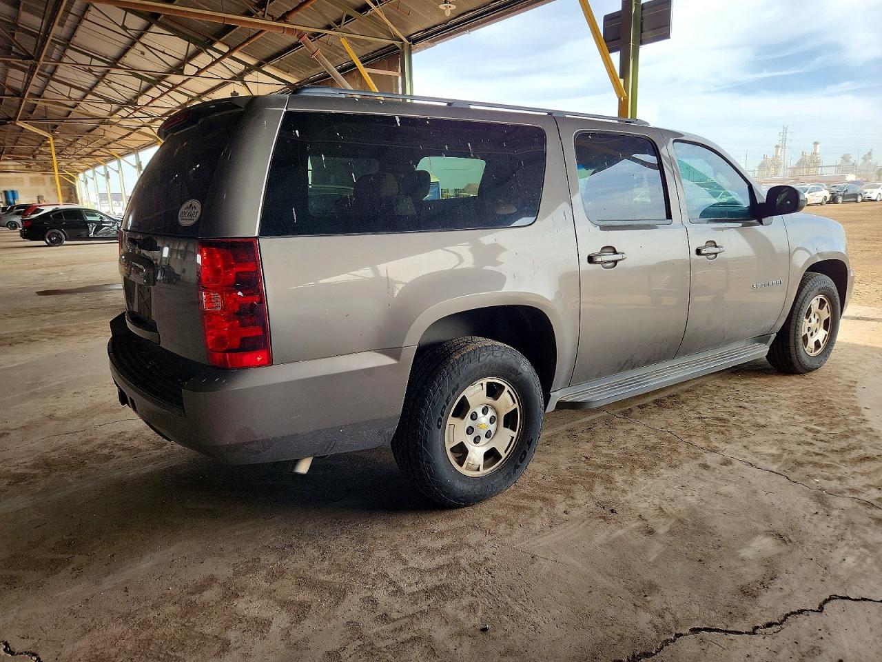 2013 CHEVROLET SUBURBAN photo 7