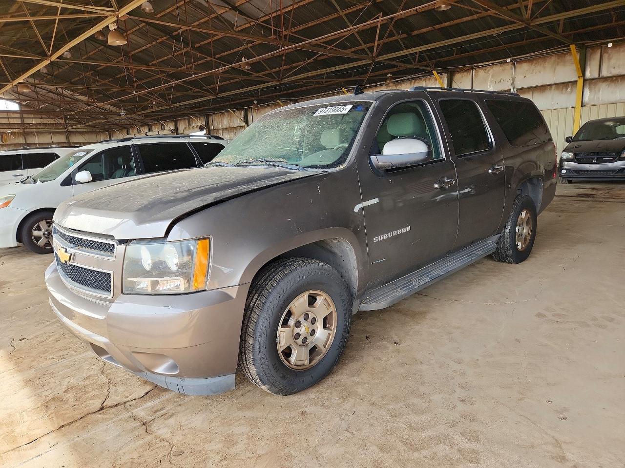 2013 CHEVROLET SUBURBAN