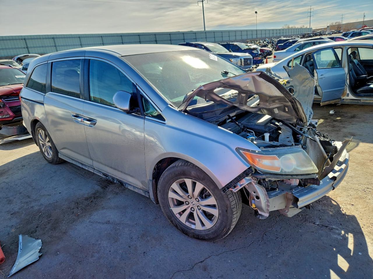 2016 HONDA ODYSSEY SE photo 4