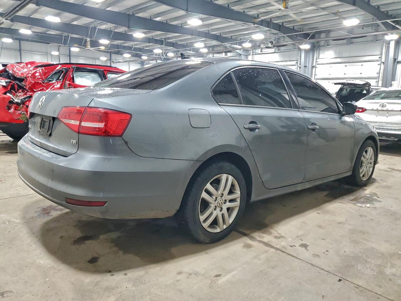 2015 VOLKSWAGEN JETTA TDI photo 3