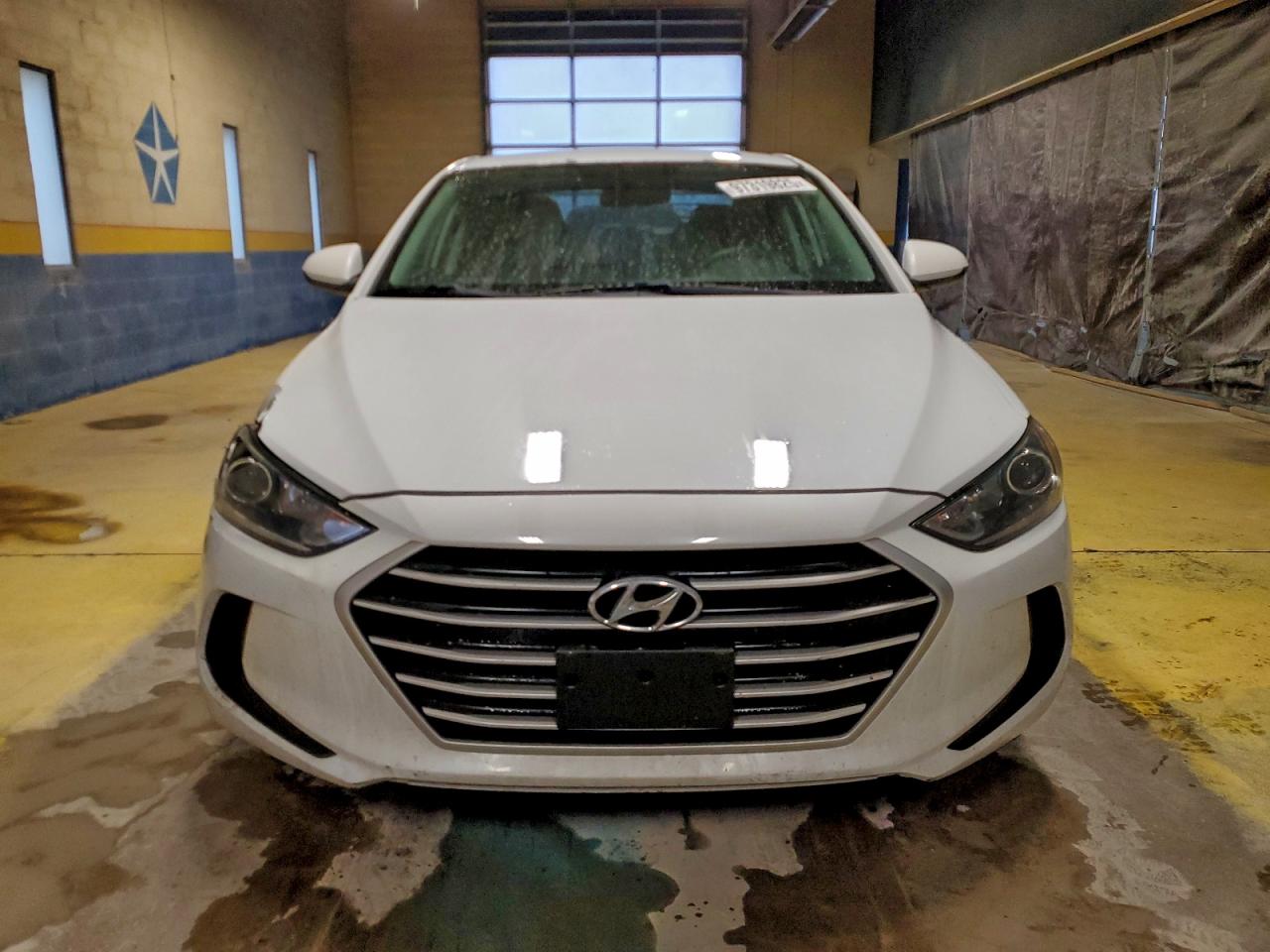 2018 HYUNDAI ELANTRA SE photo 9