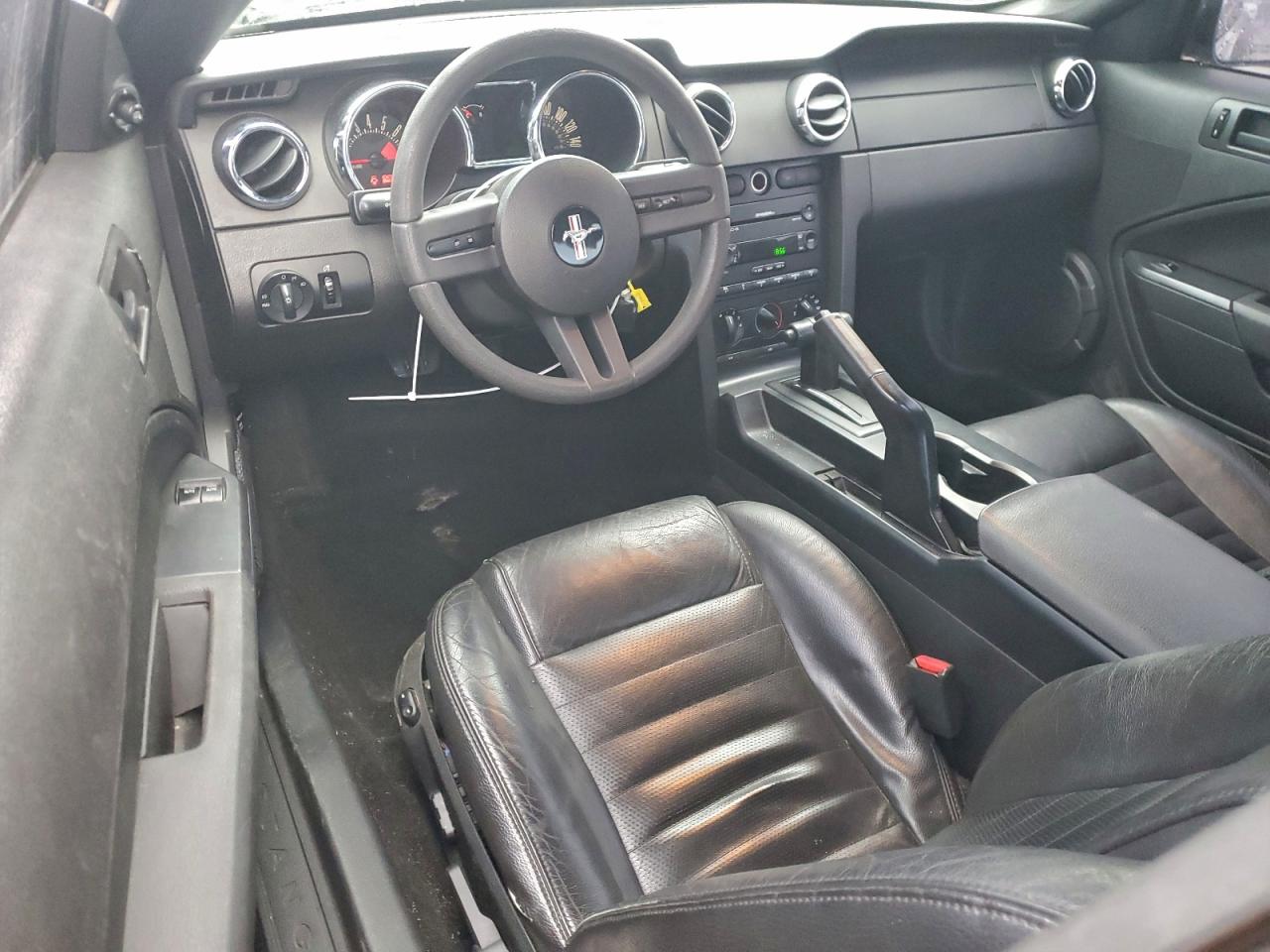 2006 FORD MUSTANG GT photo 15