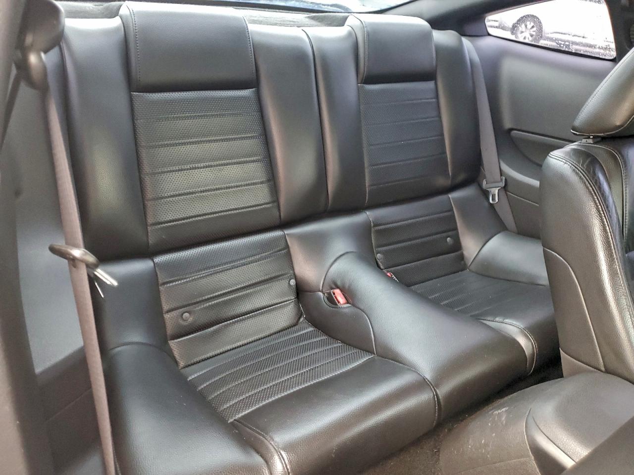 2006 FORD MUSTANG GT photo 19