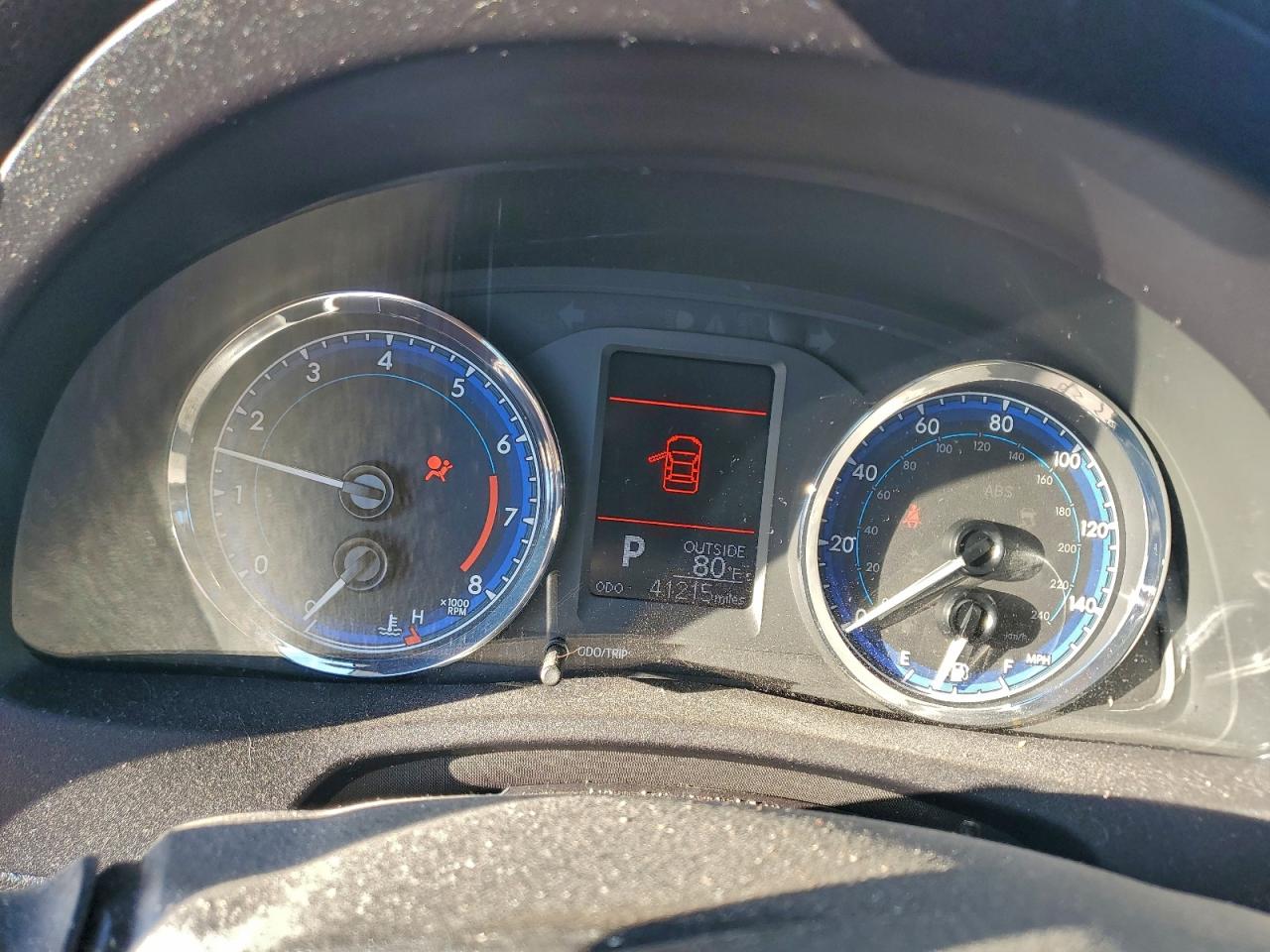 2017 TOYOTA COROLLA L photo 9