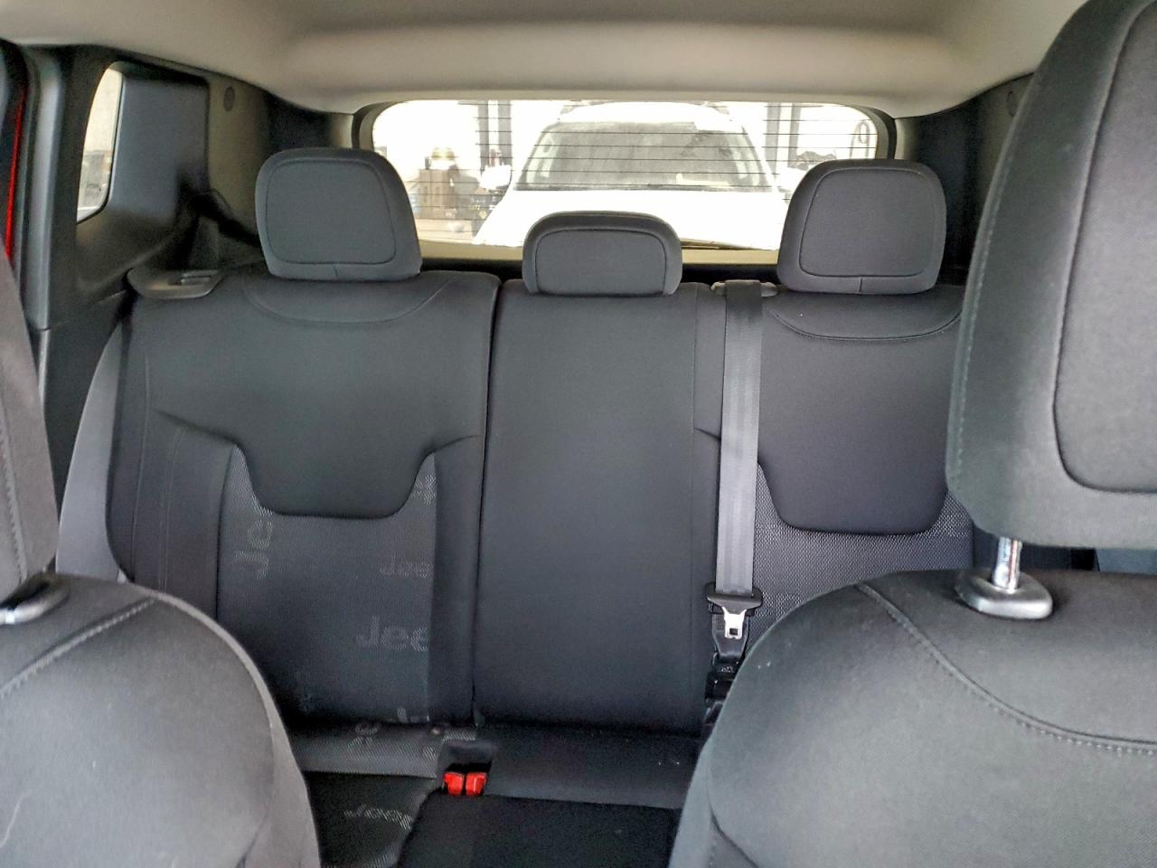 2015 JEEP RENEGADE LATITUDE photo 10