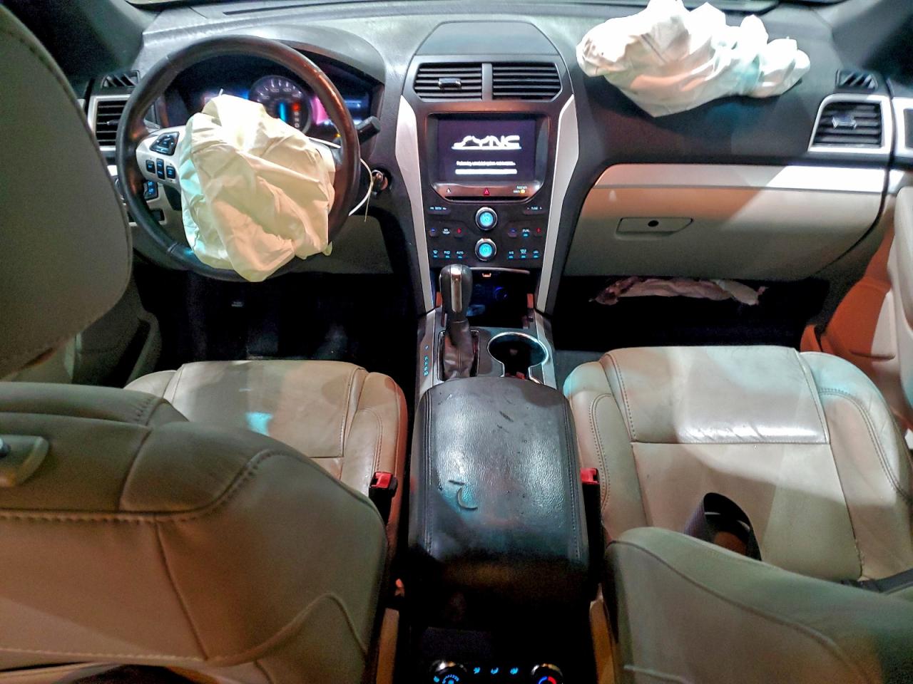 2015 FORD EXPLORER XLT photo 8