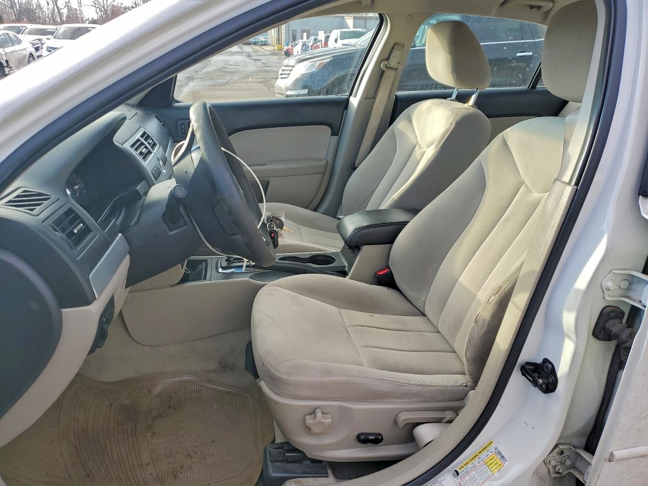 2009 MERCURY MILAN photo 19