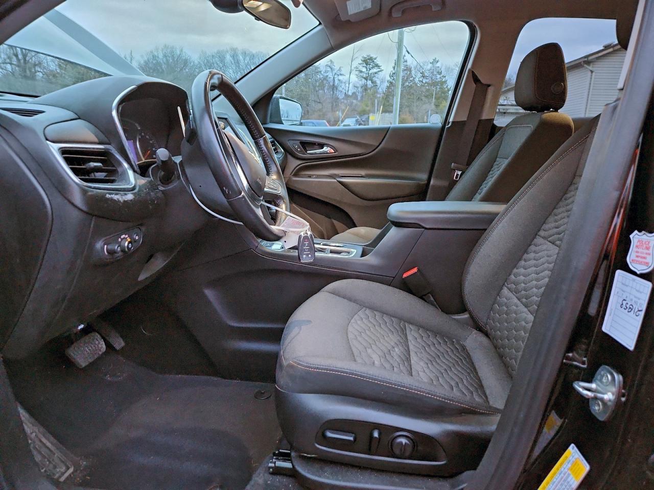 2021 CHEVROLET EQUINOX LT photo 7