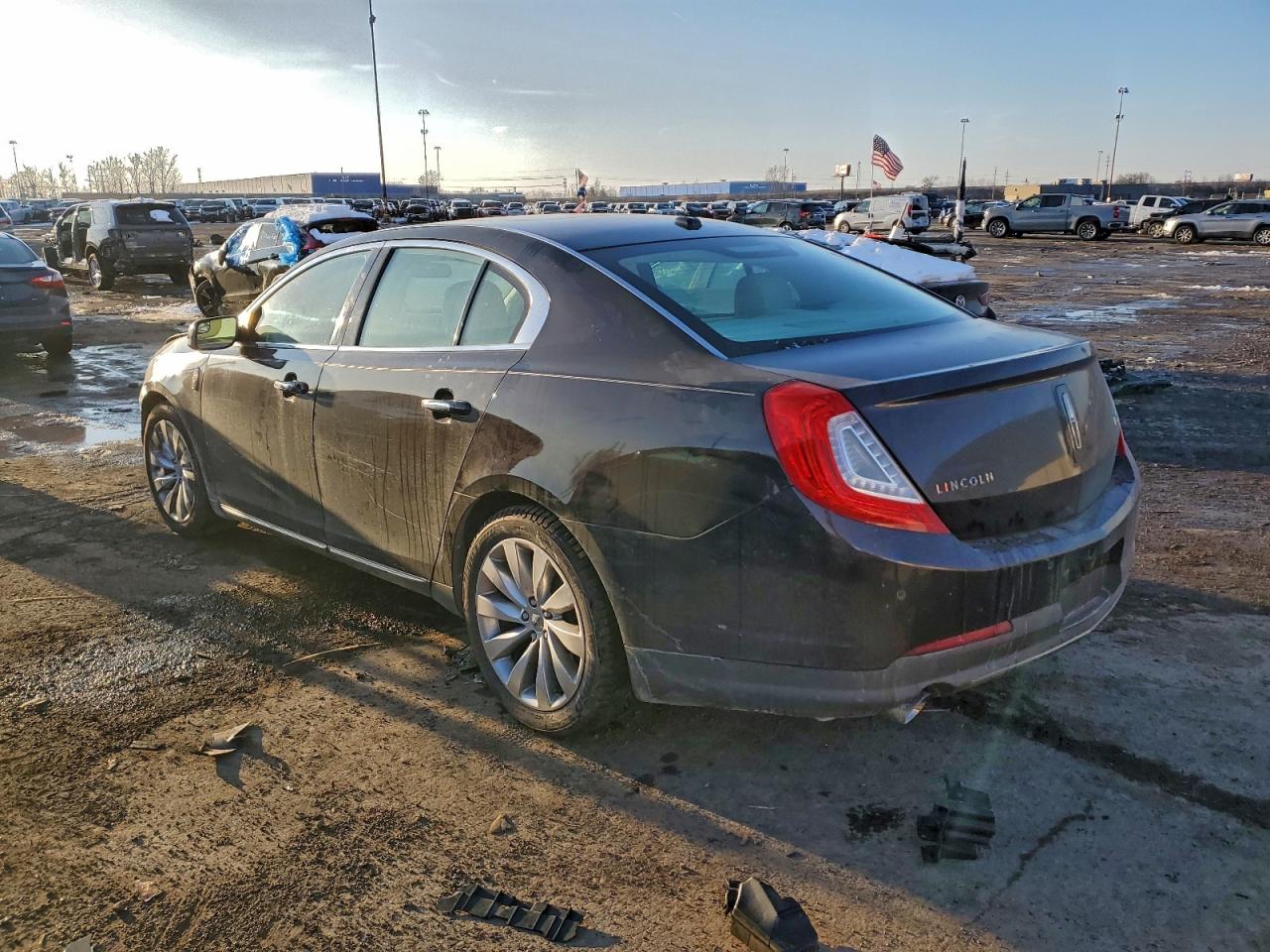 2013 LINCOLN MKS photo 4