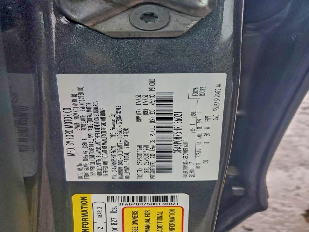 2017 FORD FUSION SE photo 34