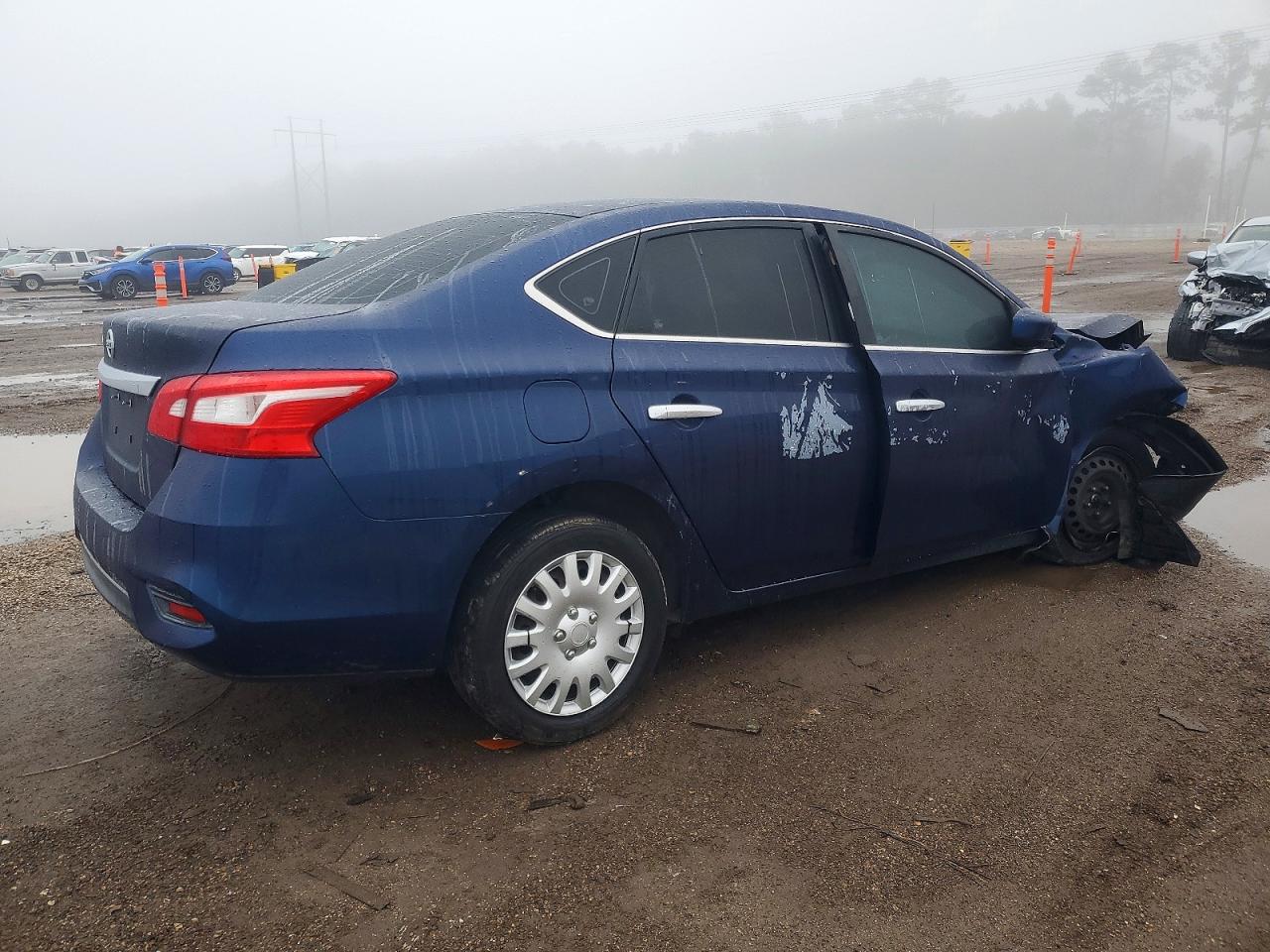 2016 NISSAN SENTRA S photo 5