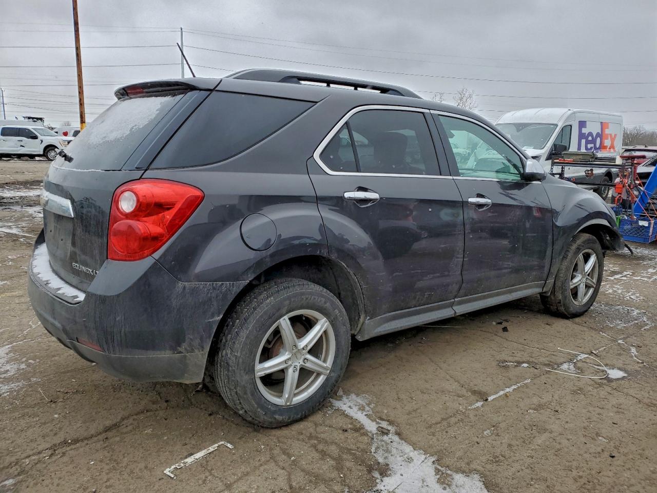 2015 CHEVROLET EQUINOX LT photo 3