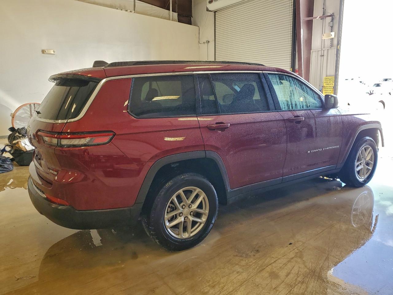 2024 JEEP GRAND CHEROKEE L LAREDO photo 3