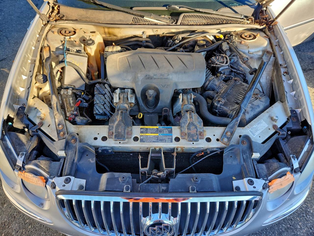 2009 BUICK LACROSSE CX photo 11