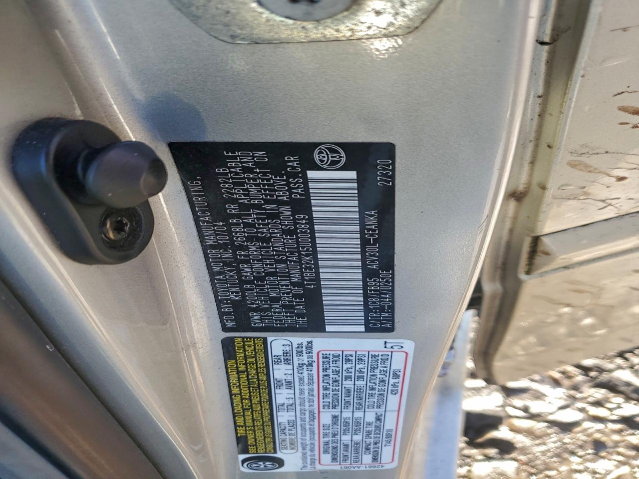 2005 TOYOTA CAMRY LE photo 23