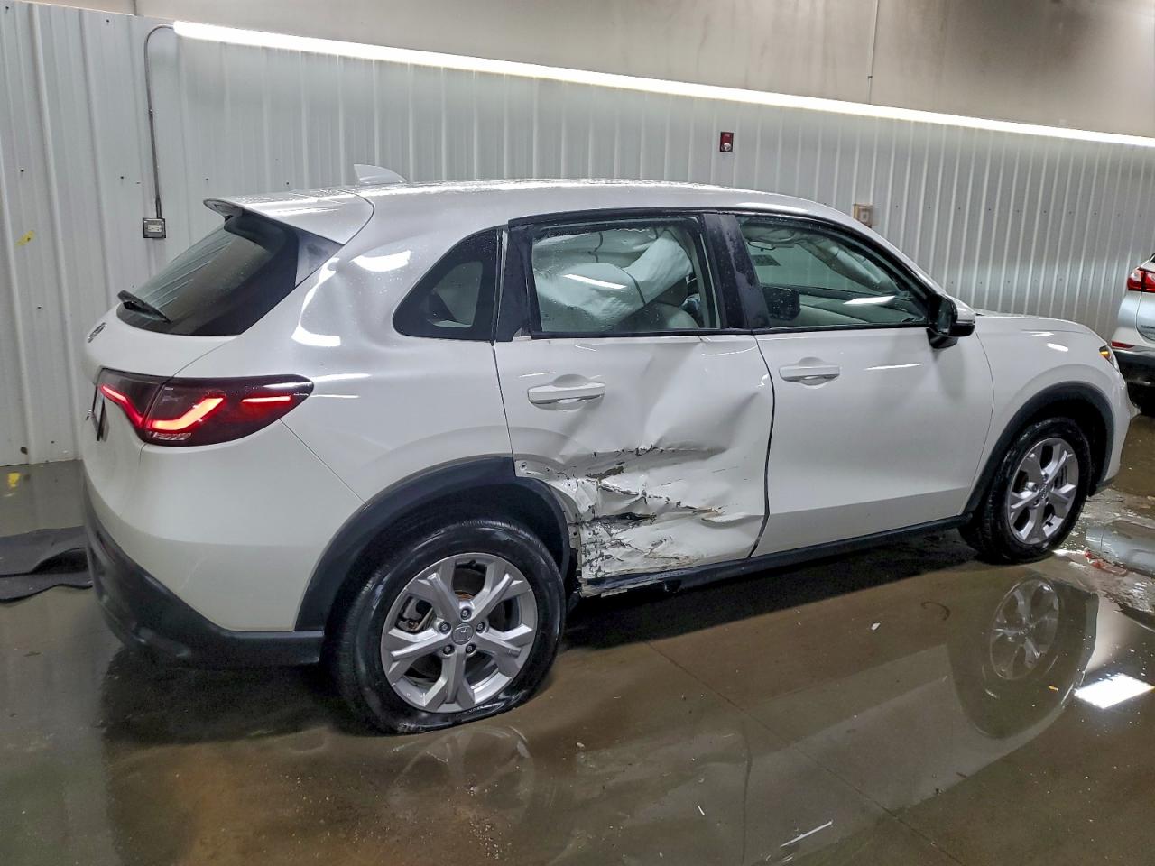 2024 HONDA HR-V LX photo 5