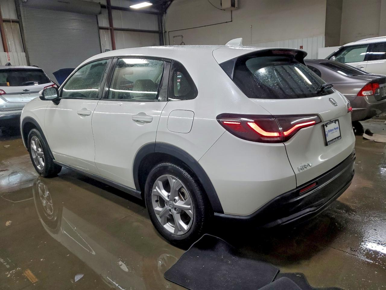 2024 HONDA HR-V LX photo 3