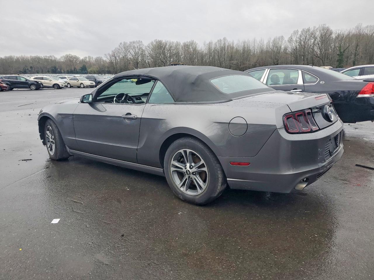 2014 FORD MUSTANG photo 2