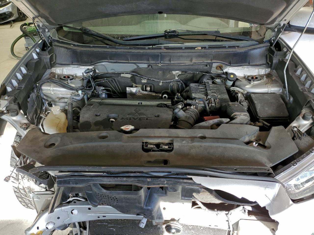 2014 MITSUBISHI OUTLANDER SPORT ES photo 12