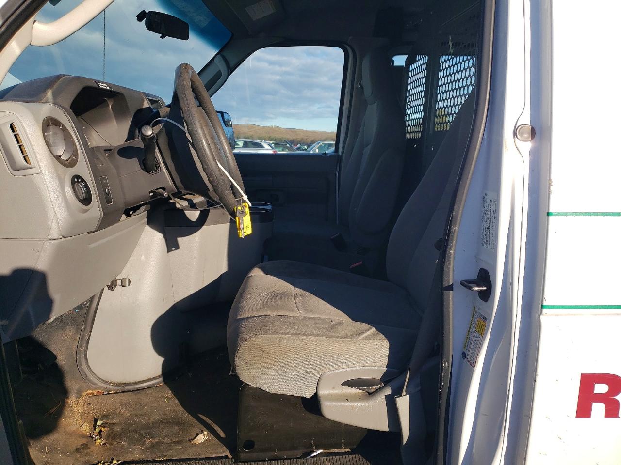 2014 FORD E250 DELIVERY VAN photo 7