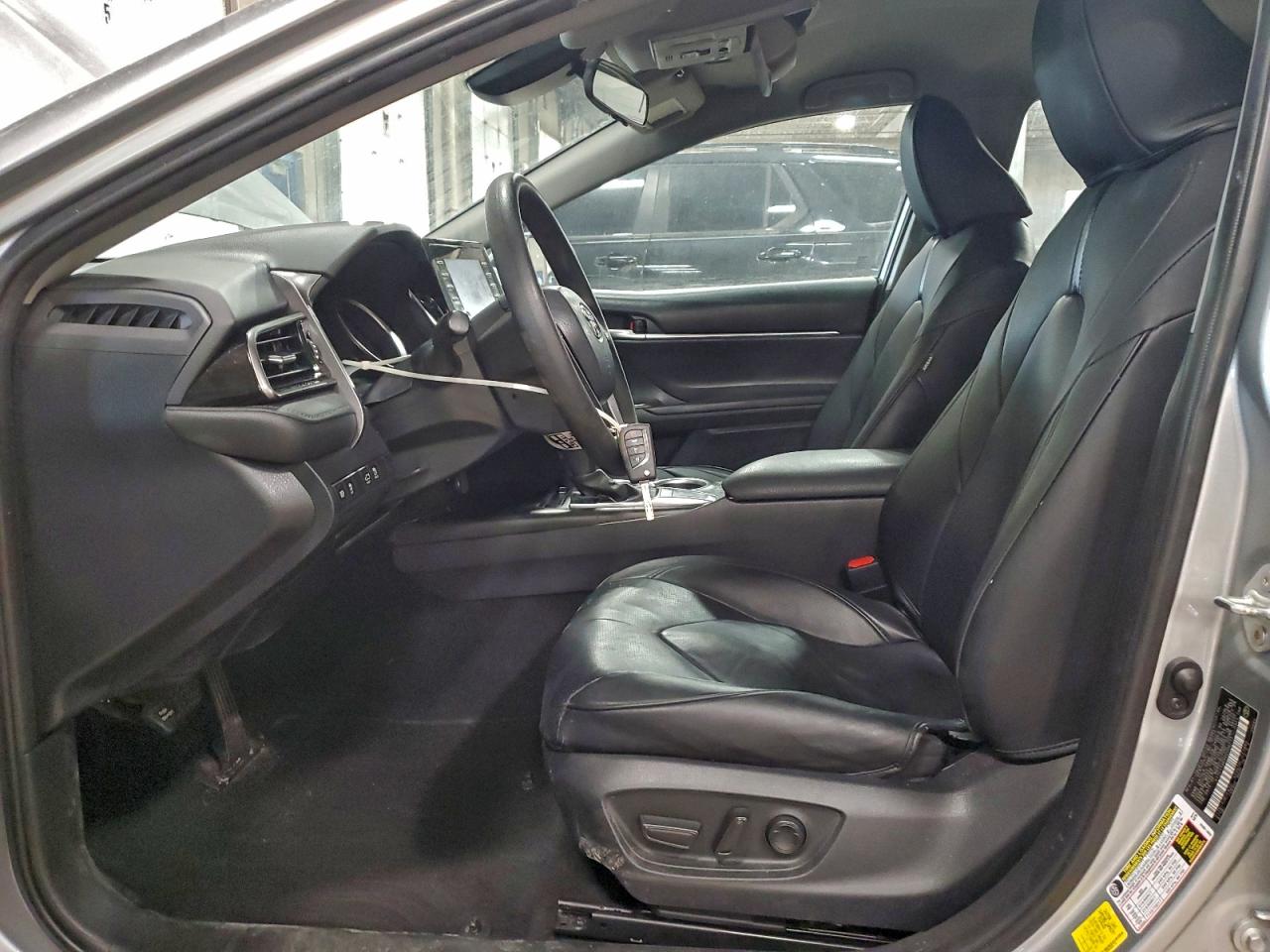 2024 TOYOTA CAMRY LE photo 7